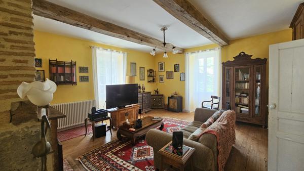 Fargues-sur-Ourbise (47700) Grande maison aux prestations de qualité