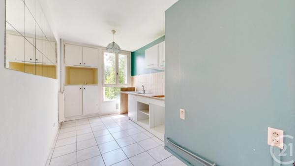 Appartement T4 à vendre  4 pièces - 74 m 2   BAYONNE  - 64