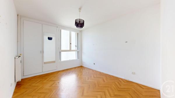 Appartement T4 à vendre  4 pièces - 74 m 2   BAYONNE  - 64