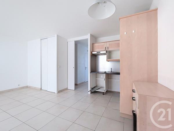 Appartement F3 à vendre  3 pièces - 56,64 m 2   ARCACHON  - 33