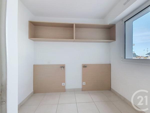 Appartement F3 à vendre  3 pièces - 56,64 m 2   ARCACHON  - 33