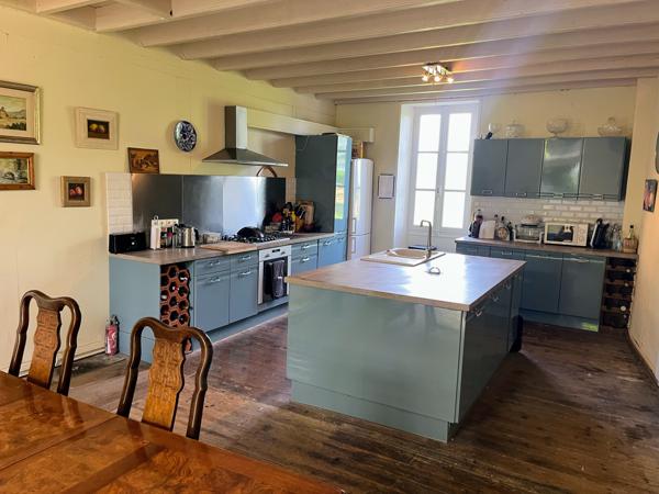 Maison à vendre à Ruffec (16700) - Charente