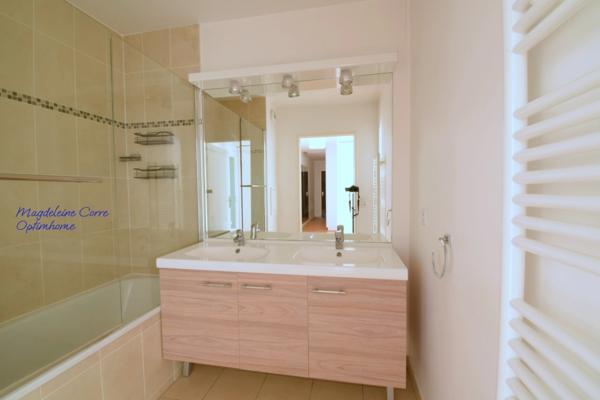 Appartement 3 pièces avec balcon, parking et box: Confort moderne et cadre de vie idéal à Maisons-Alfort