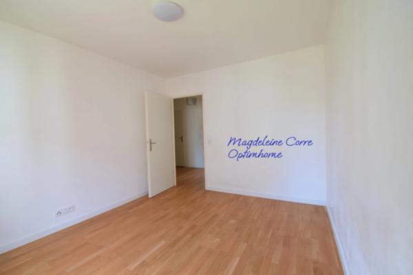 Appartement 3 pièces avec balcon, parking et box: Confort moderne et cadre de vie idéal à Maisons-Alfort