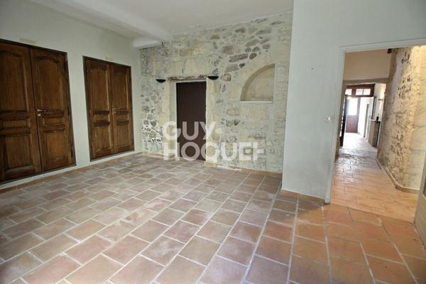 Maison Tarascon 244 m2 - Cachet cour intérieure