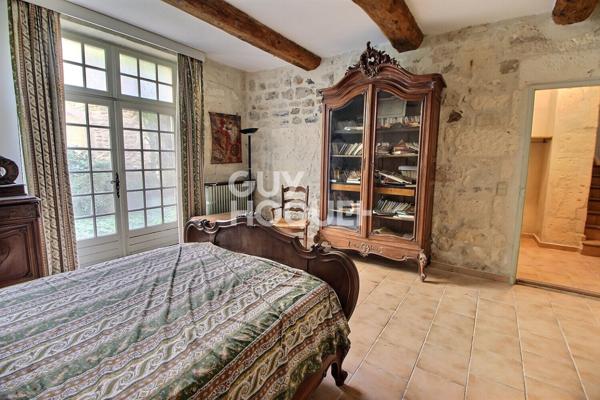 Maison Tarascon 244 m2 - Cachet cour intérieure