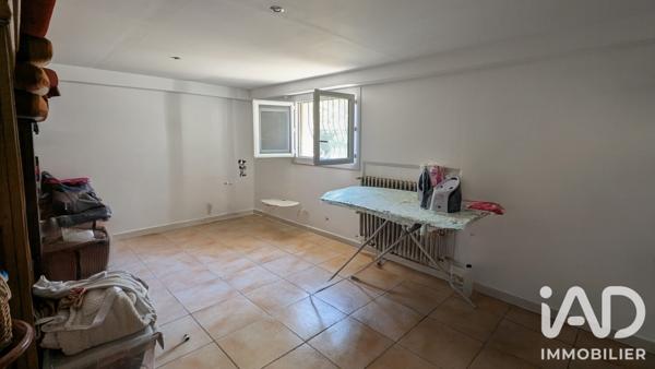 Maison à vendre 7 pièces 147 m² Bagnols-sur-Cèze