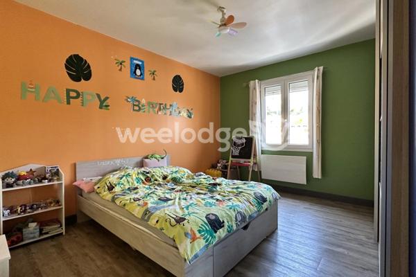 Maison à vendre 5 pièces de 160 m² à Entraigues-sur-la-Sorgue