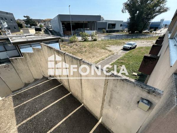 Location Local commercial 1 pièce 180 m² - 267 RUE DE L'ISLON Chasse Sur Rhone 38670