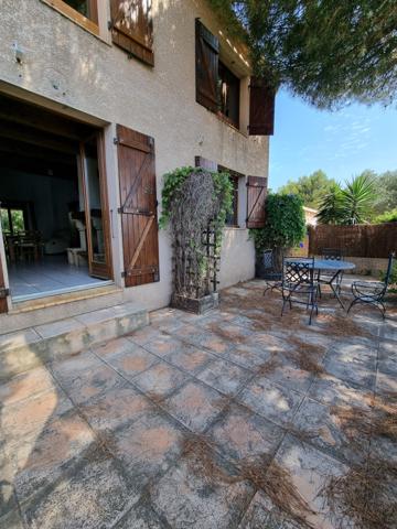 Saint-Pierre-la-mer (11560) Maison 3 pièces de 80 m2 avec garage 11560 Saint pierre la mer