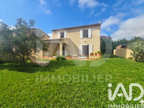 Maison à vendre 4 pièces 92 m² Saint-Geniès-de-Malgoirès