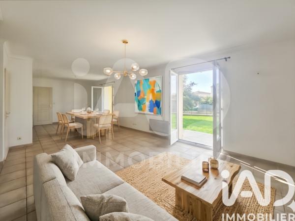 Maison à vendre 4 pièces 92 m² Saint-Geniès-de-Malgoirès