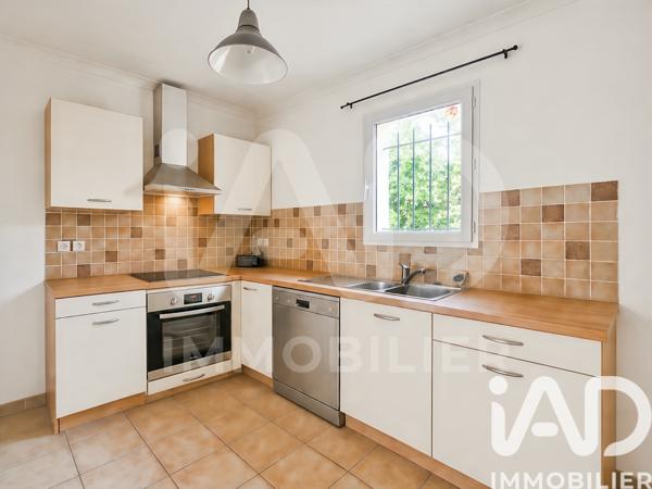 Maison à vendre 4 pièces 92 m² Saint-Geniès-de-Malgoirès