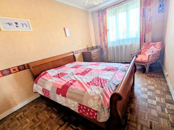 Maison à vendre à Rezé - 6 pièces avec jardin