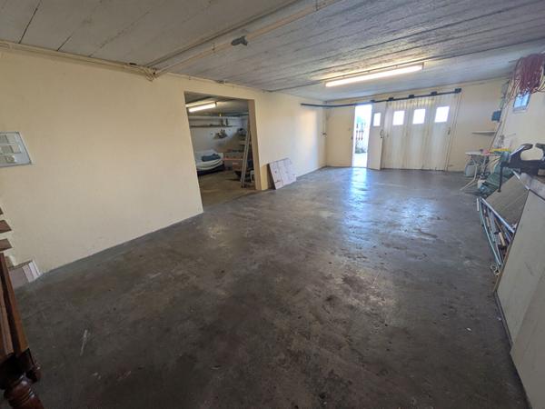 Maison à vendre à Rezé - 6 pièces avec jardin