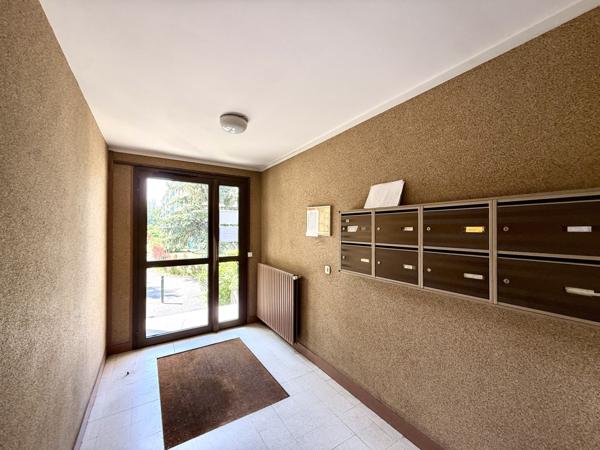 Bondy (93140) Appartement 3 Pièces avec balcon, parking et cave