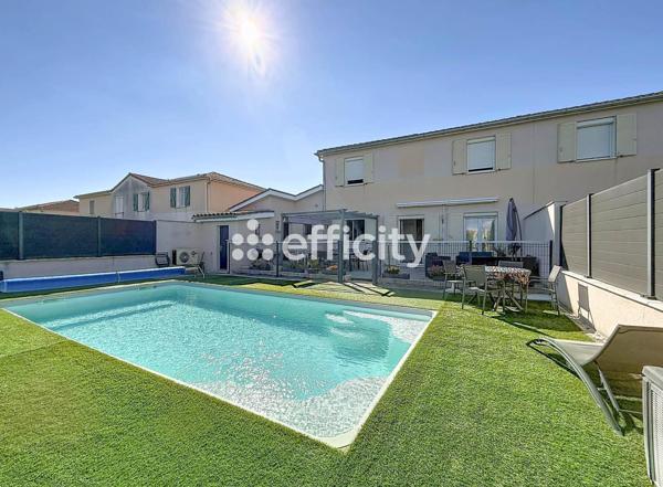 Maison
         6 pièces
        - 124 m² 320 000 € *