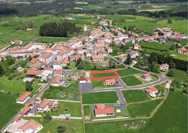 Terrain
        
        - 684 m² Exclusivité 21 000 € *