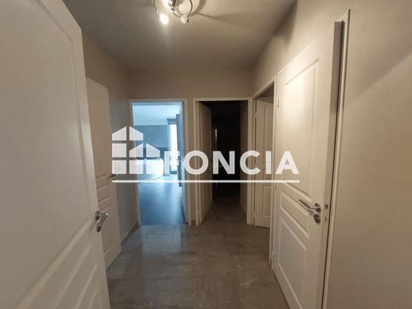 Location Appartement 3 pièces 111.1 m² - BOULEVARD DU TEMPS PERDU Manosque 04100