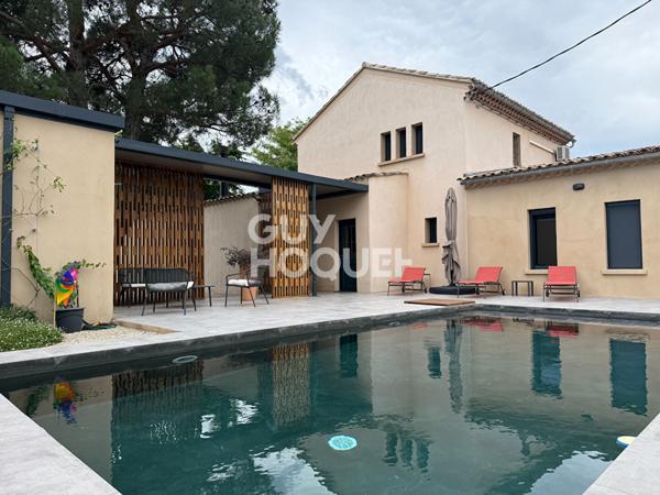 Maison rénovée 195m² à Châteauneuf-de-Gadagne (84470)