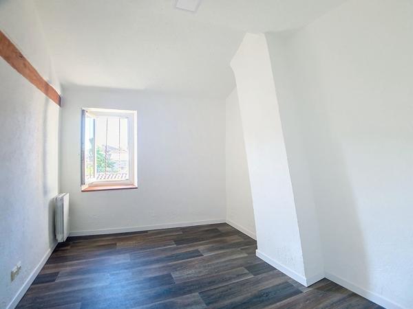 Appartement T4 duplex au centre ville de Cazères