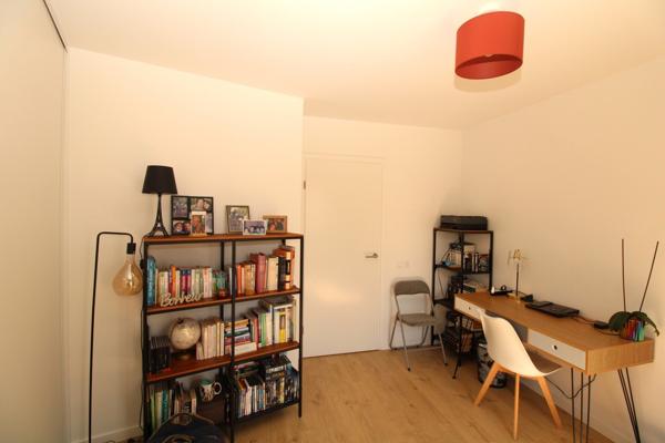 APPARTEMENT T4 DE 91M2 ENVIRON AVEC TERRASSE