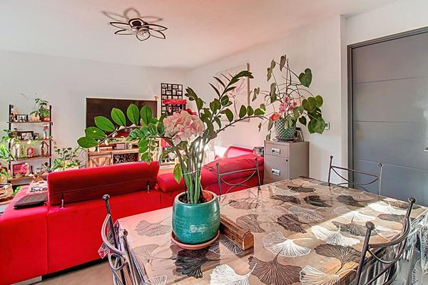 A VENDRE en EXCLUSIVITE à DRAGUIGNAN - Appartement T3 de 60.75m² avec JARDIN de 96m²