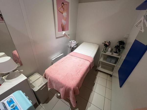 VENTE FONDS DE COMMERCE INSTITUT "BODY MINUTE" RUE LOUIS ROUQUIER LEVALLOIS SURFACE 50 M2