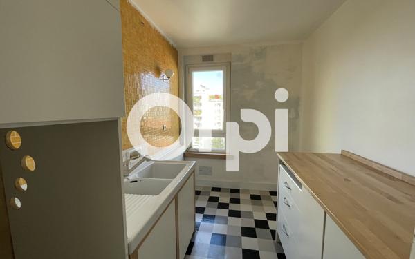 Appartement à vendre    2 pièces • 46,35 m2 Paris 19