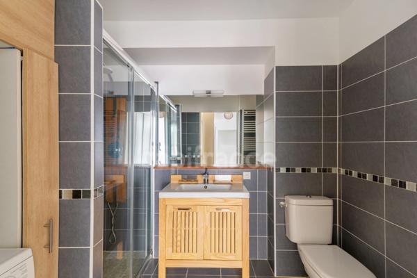 A vendre à Hendaye, appartement T3 de 61 m² avec terrasse en rez de jardin.