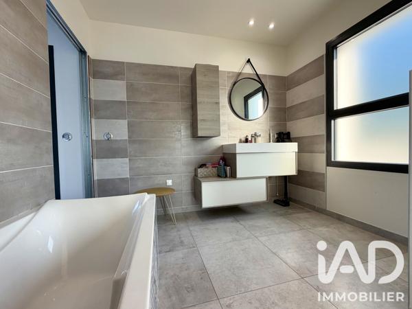 Maison à vendre 4 pièces 203 m² Espira-de-l'Agly