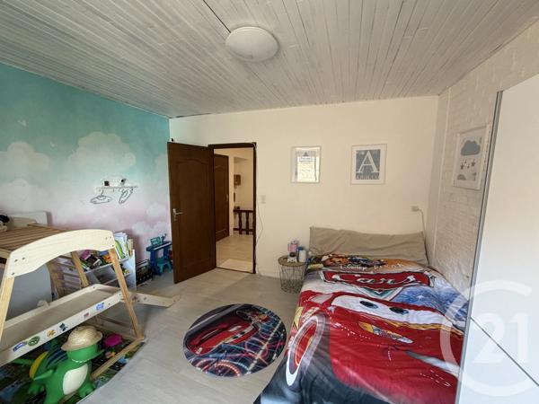 Appartement F3 Bis à vendre  4 pièces - 98,23 m 2   MILLAU  - 12