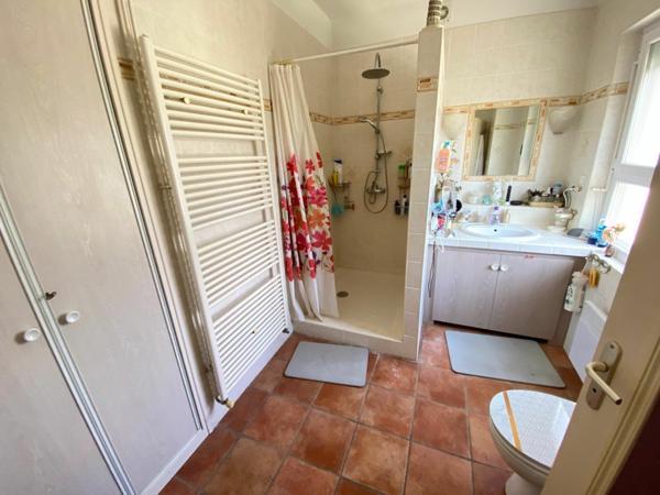 Maison à vendre    5 pièces •  La Ville-Dieu-du-Temple