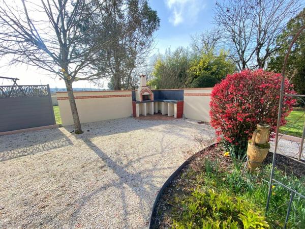 Maison à vendre    5 pièces •  La Ville-Dieu-du-Temple