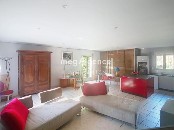 Maison à SAVONNIERES, 37510 - 6 pièces 140m²