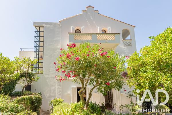 Maison à vendre 7 pièces 298,14 m² Antibes