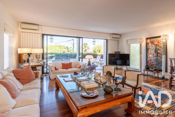 Maison à vendre 7 pièces 298,14 m² Antibes