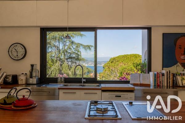 Maison à vendre 7 pièces 298,14 m² Antibes