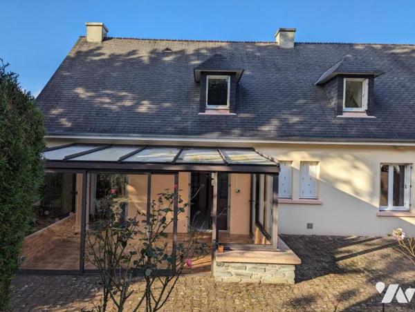 TOURLAVILLE - PAVILLON AVEC AUTONOMIE DE PLAIN PIED ET VUE MER