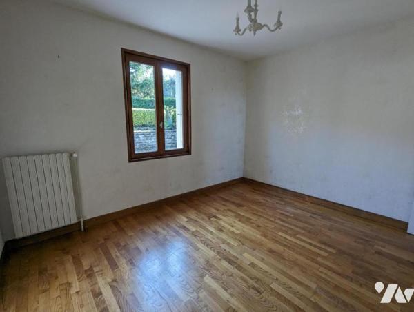 TOURLAVILLE - PAVILLON AVEC AUTONOMIE DE PLAIN PIED ET VUE MER