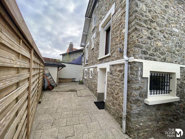 Maison - Vendu - 100 m² - LE PERRAY-EN-YVELINES | The Door Man