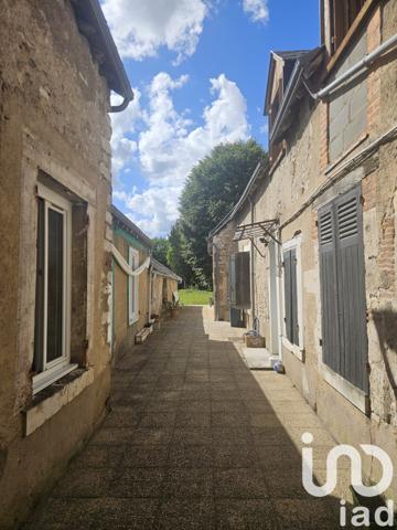 Maison à vendre 10 pièces 225 m² Orléans