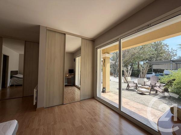 Maison à vendre  4 pièces - 164,79 m 2   AGDE  - 34