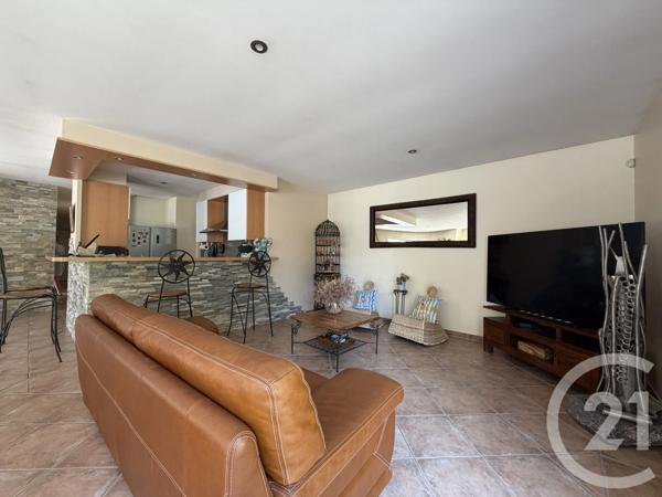 Maison à vendre  4 pièces - 164,79 m 2   AGDE  - 34