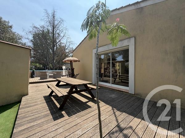 Maison à vendre  4 pièces - 164,79 m 2   AGDE  - 34