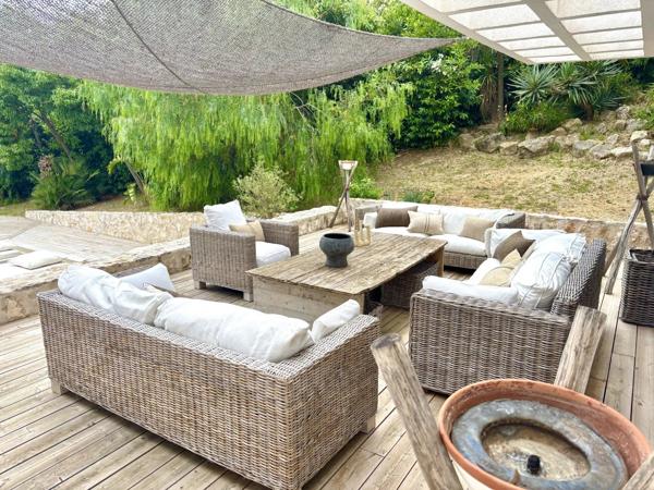 Villa contemporaine d'exception avec vue jusqu'a la mer!! '