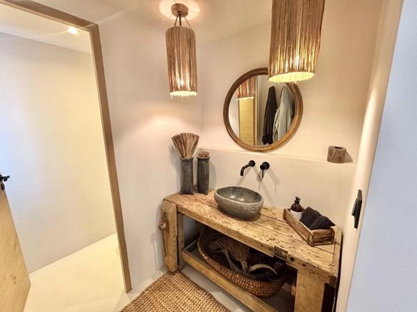 Villa contemporaine d'exception avec vue jusqu'a la mer!! '