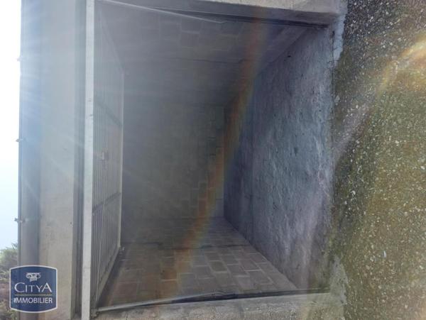 Location parking La Fère (02800)