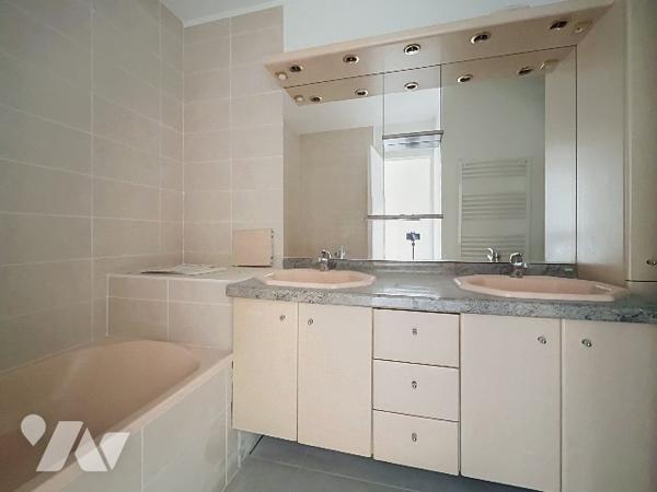 295 A Rue Alfred Buttin RIVES