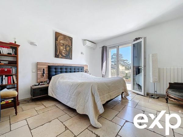 Magnifique Villa avec annexes et piscine